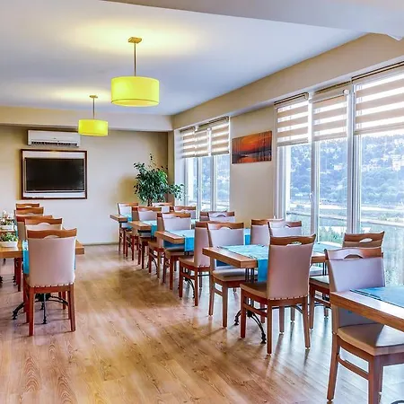 Festinn Golden Horn Hotel 4*