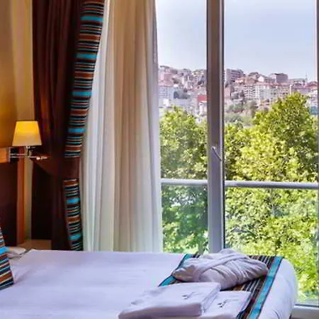 Festinn Golden Horn Istanbul