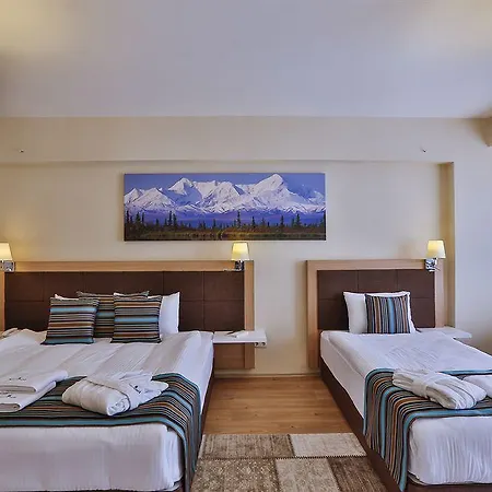 Hotel Festinn Golden Horn